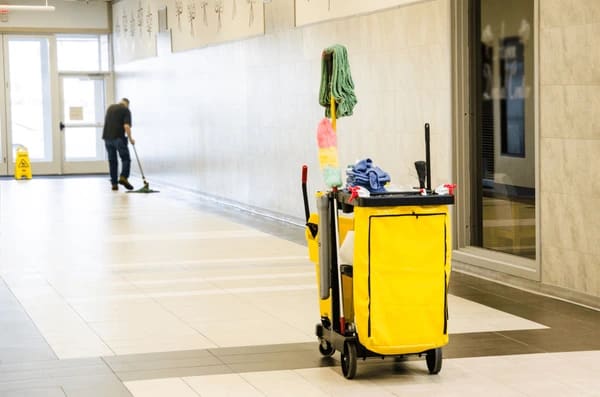 How Reliable Janitorial Keeps Shopping Centers Packed